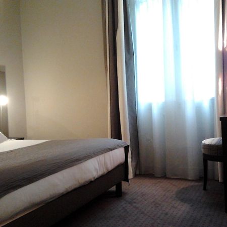 Hotel Ronsard Tours Zewnętrze zdjęcie